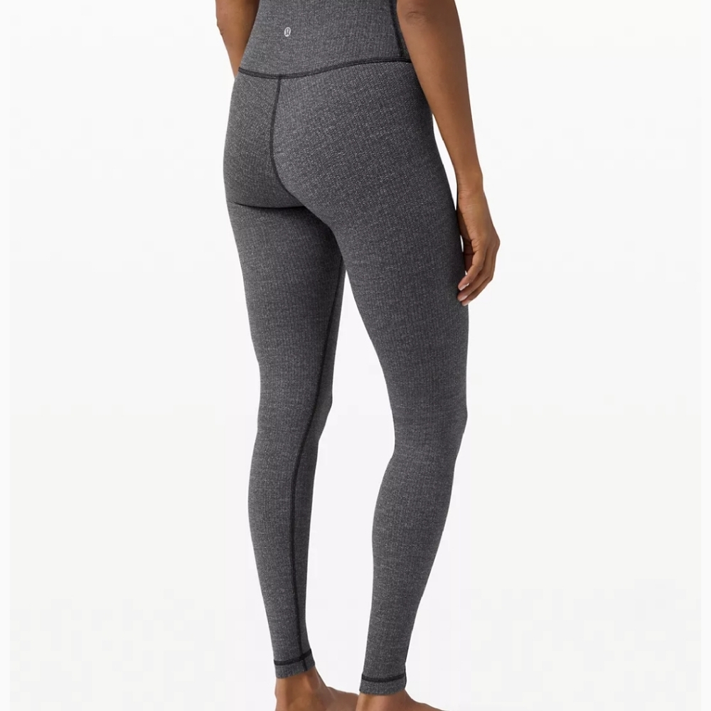 Lululemon Wunder Under Tight 28"